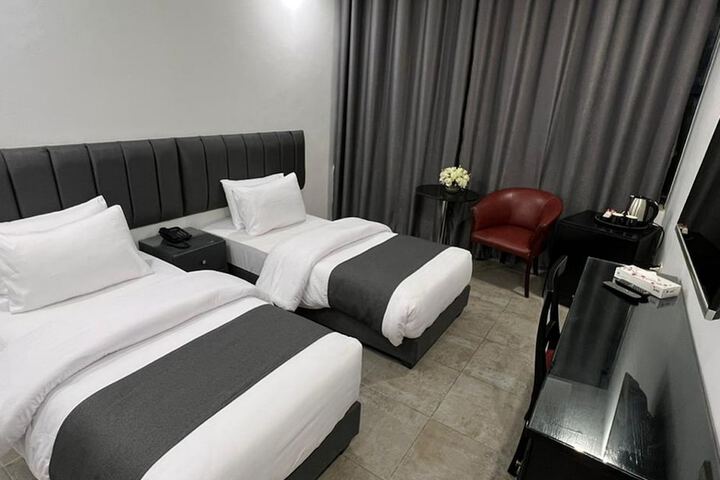 Room 11 of 59