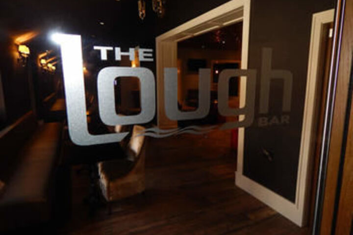 Lounge 68 of 110