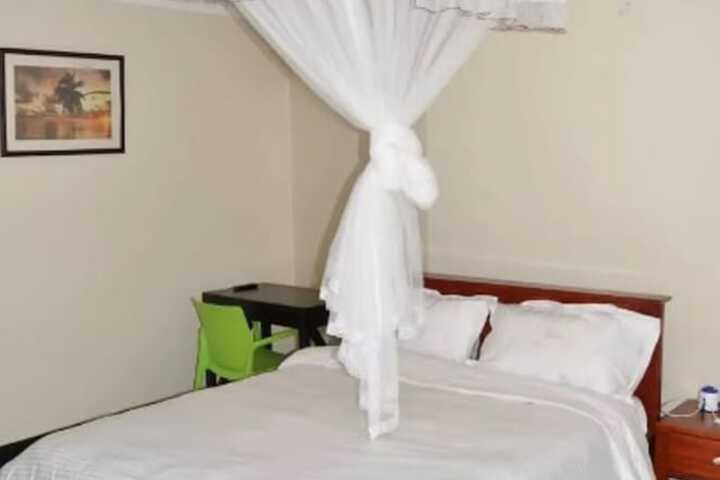Room 2 of 16