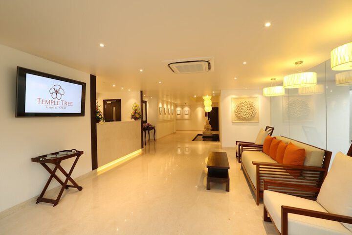 Hotel Interior 4 of 36