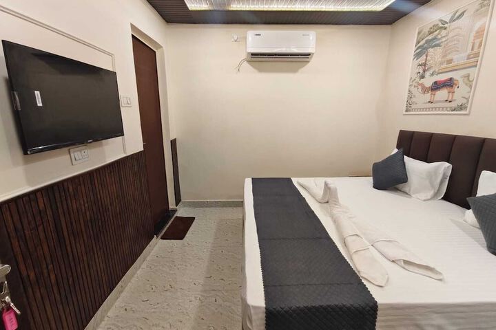 Room 30 of 88