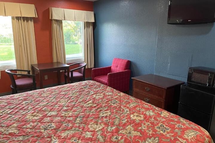 Room 3 of 11