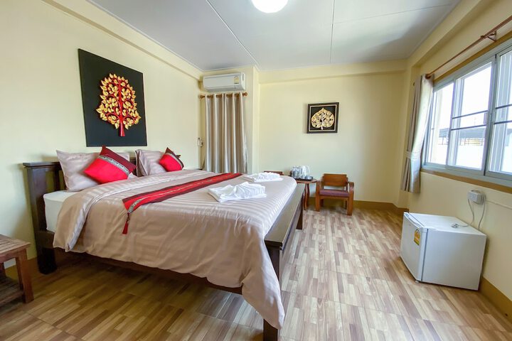 Room 12 of 62
