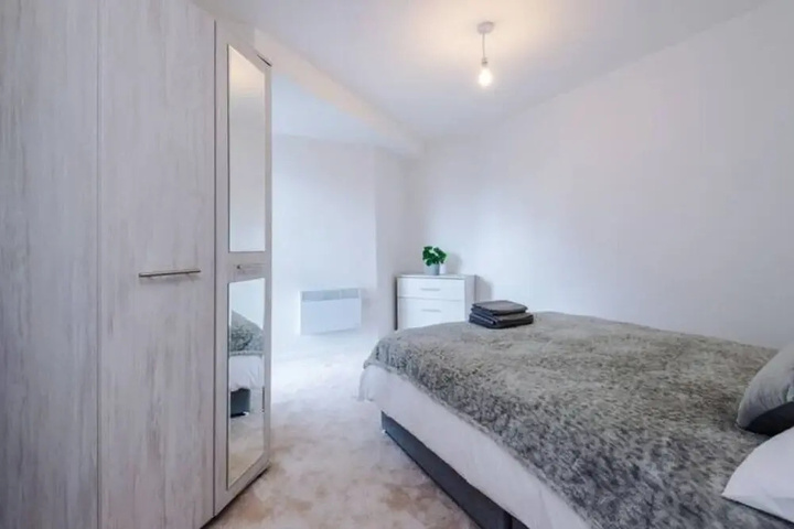 Room 3 of 11