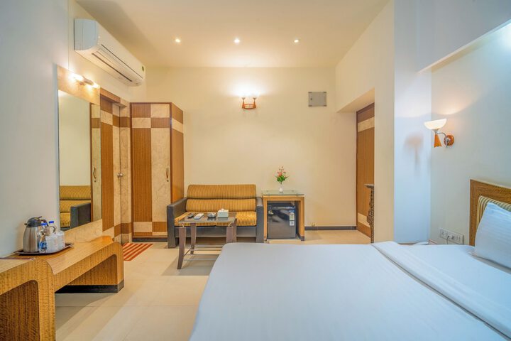 Room 26 of 167