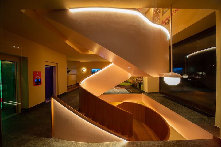 Hotel Interior 125 of 153