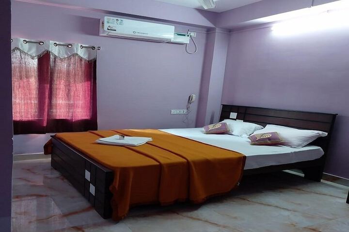 Room 5 of 6