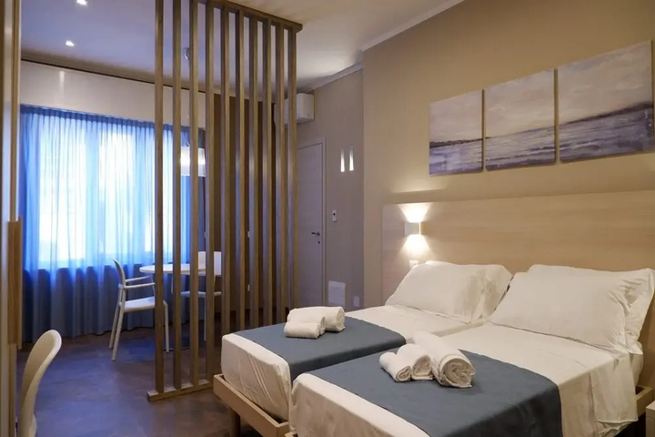Room 3 of 12