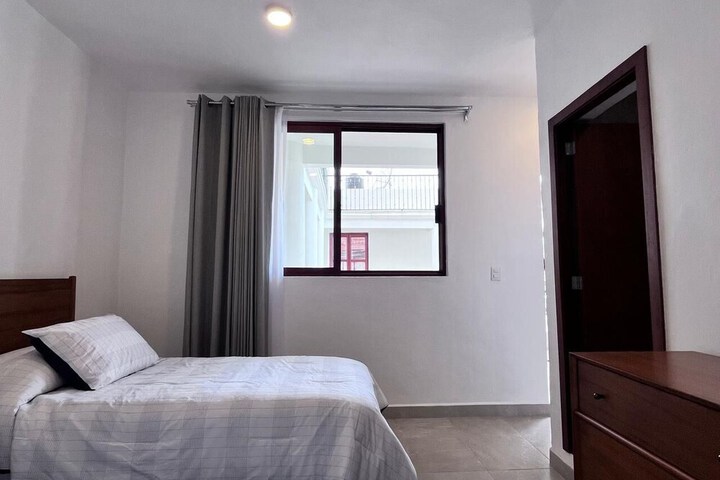 Room 2 of 24