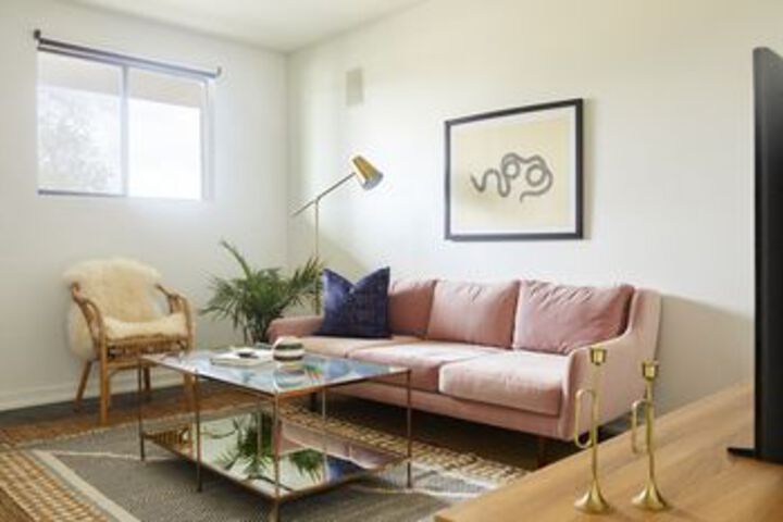 Exterior of Bold 1BR in Mid City by Sonder