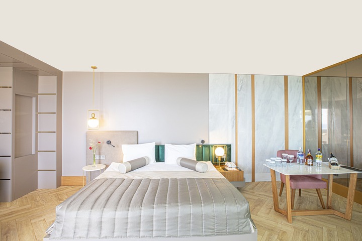 Room 15 of 280
