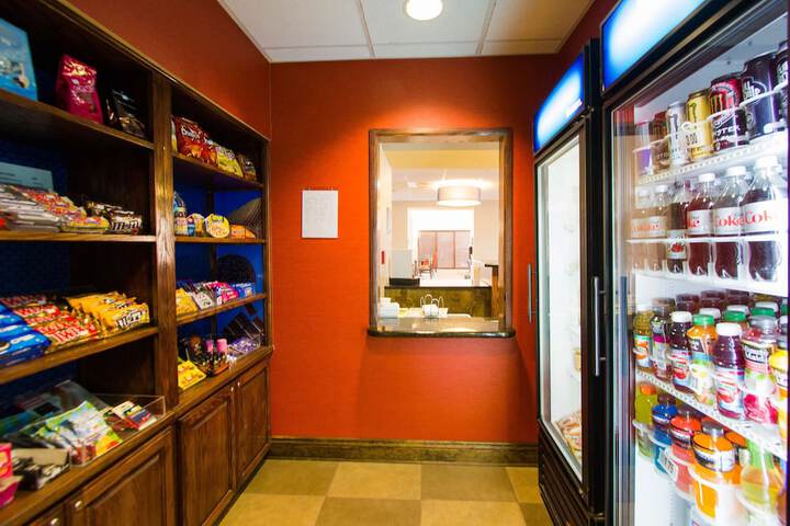Snack bar