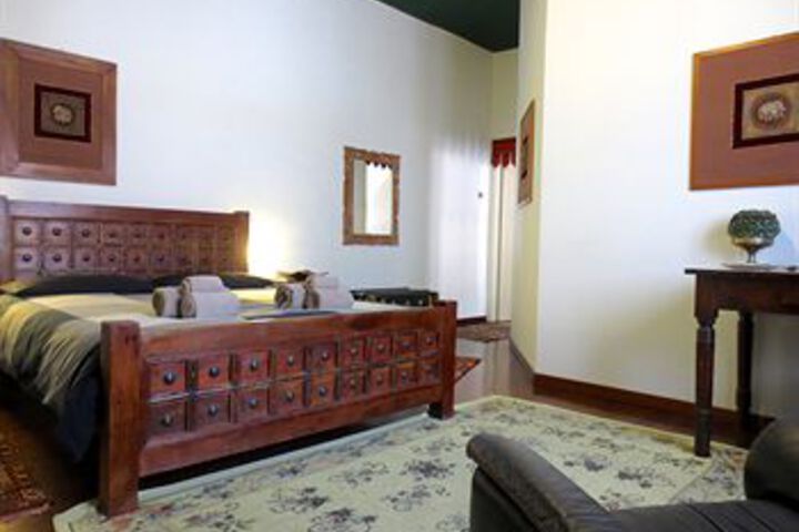 Room 17 of 80