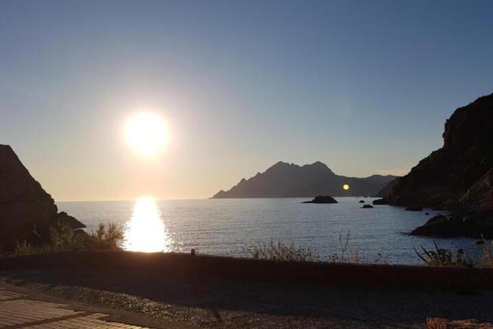 Le monte rosso
