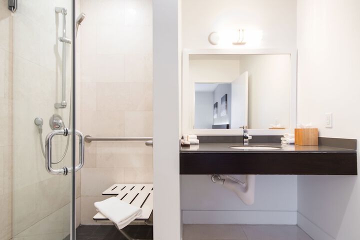 Bathroom shower