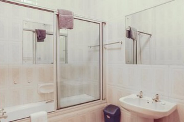 Room 1 of 26
