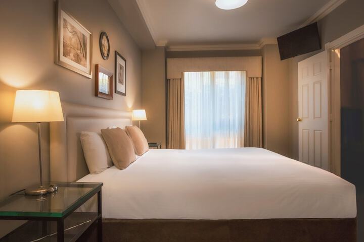 Room 7 of 31