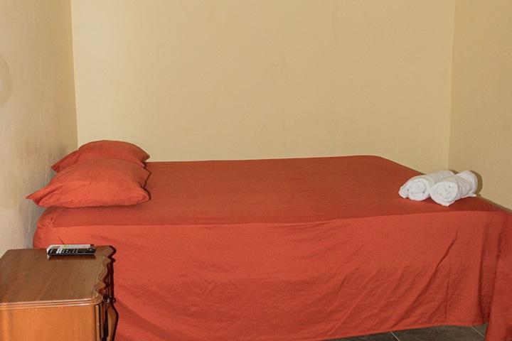 Room 8 of 35
