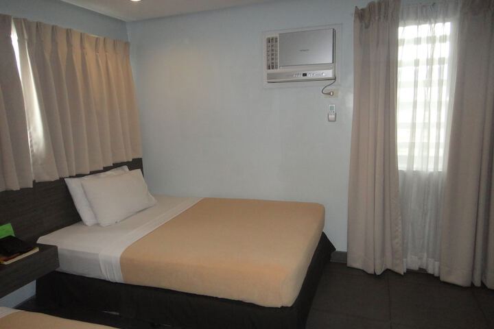 Room 7 of 54