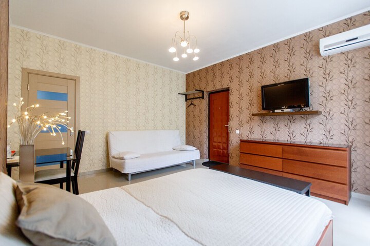 Room 16 of 64