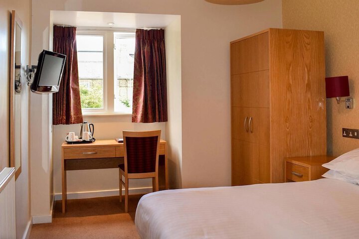 Room 15 of 51
