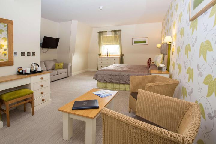 Room 4 of 54