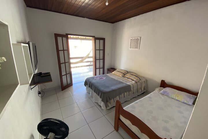 Room 9 of 15