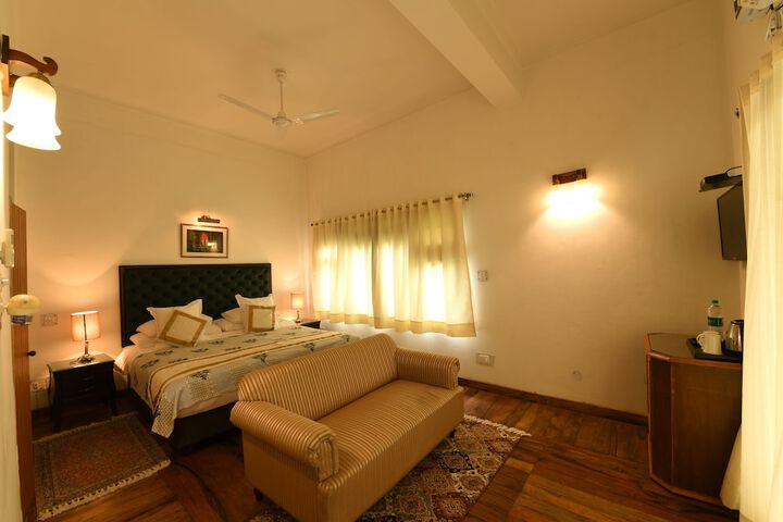 Room 7 of 36
