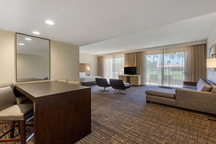 Standard | King Bed (12 of 21)