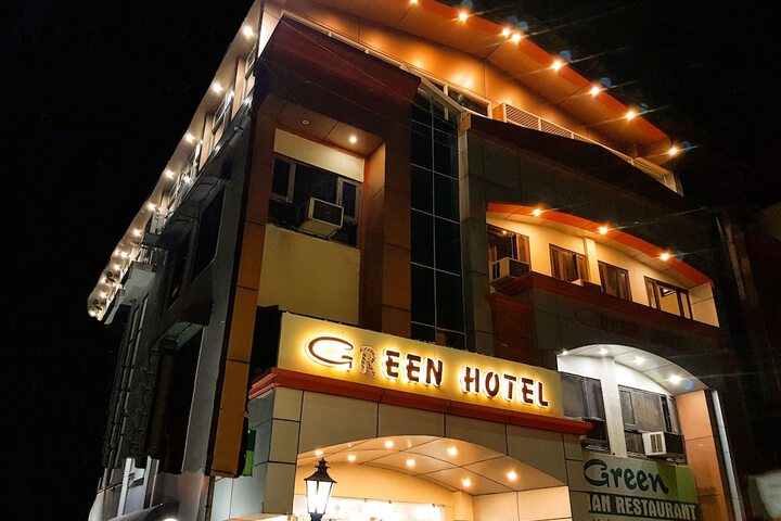 Green Hotel