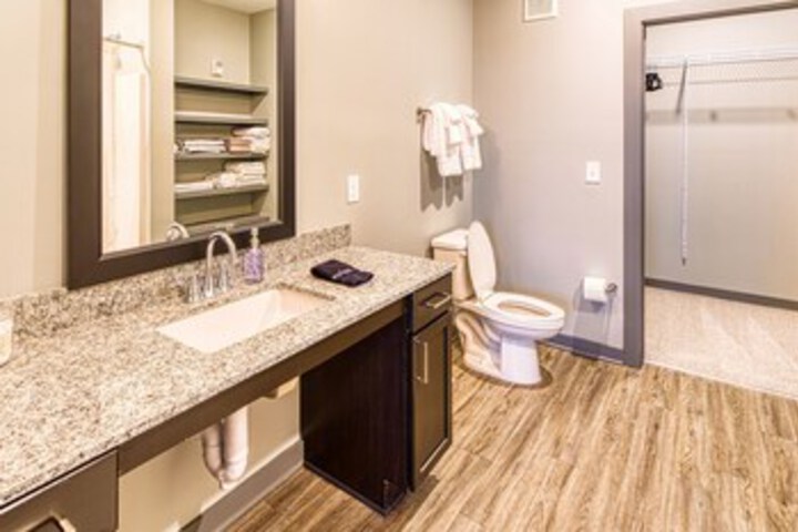 Room 12 of 283