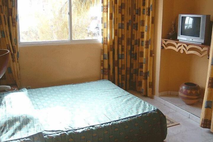 Room 5 of 27
