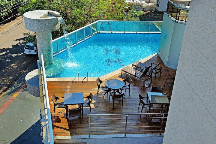 Pool 35 of 44