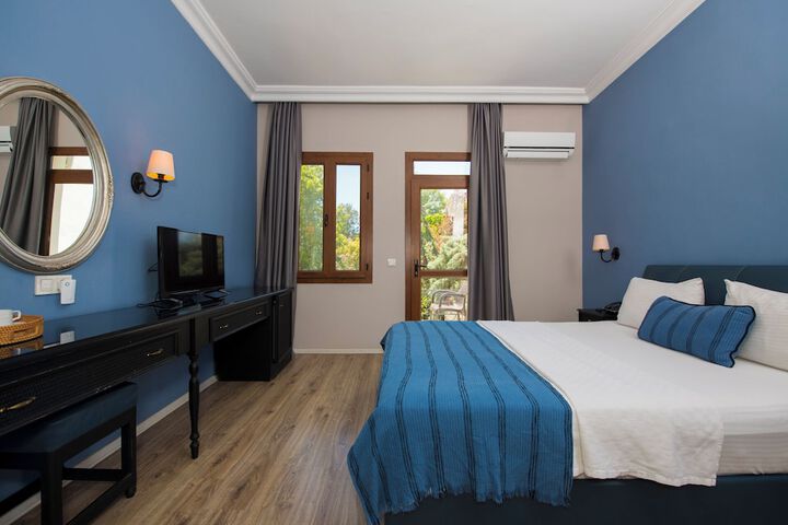 Room 12 of 60