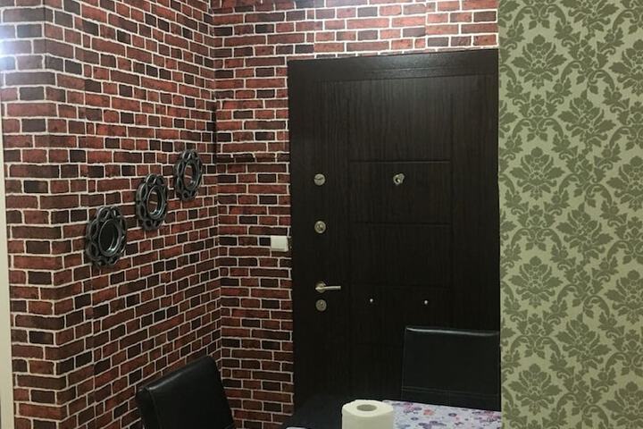 Room 7 of 26