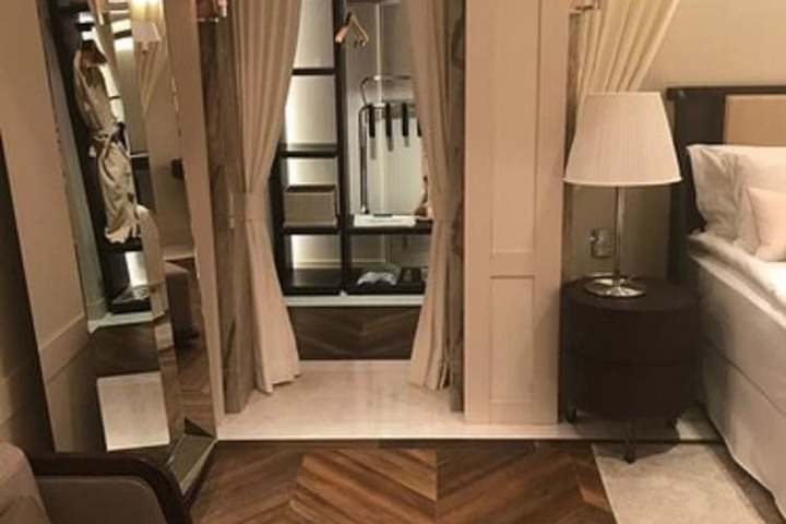 Room 20 of 79