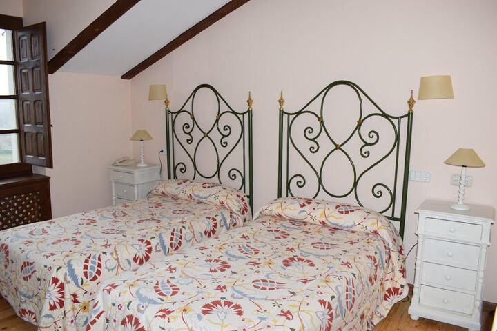 Room 16 of 58