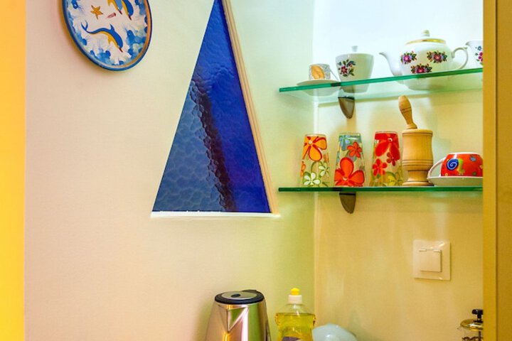 Room 4 of 34