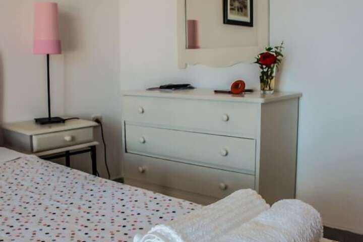 Room 37 of 37