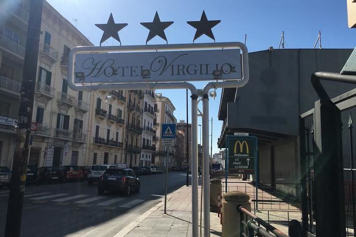 Hotel 53 of 64
