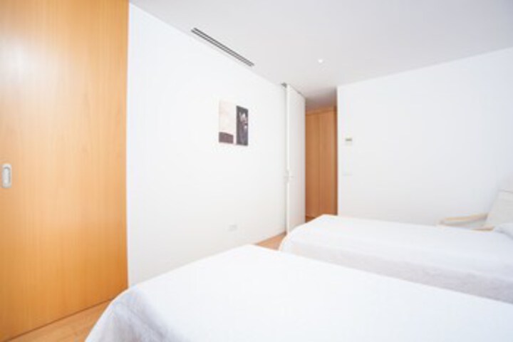 Room 26 of 31