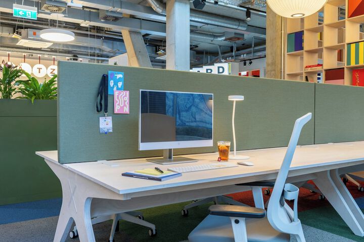 Business Center 136 of 146