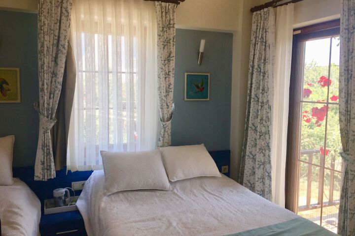 Room 2 of 59