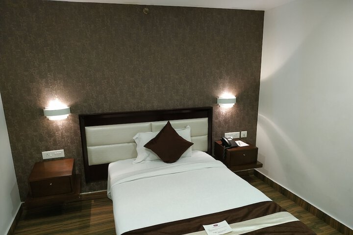 Room 18 of 82
