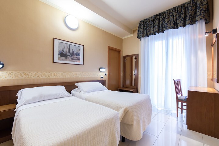 Room 19 of 61