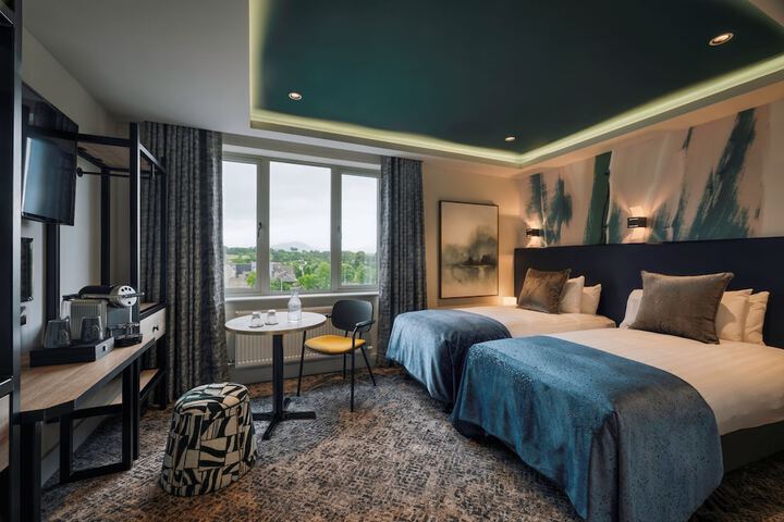 Room 2 of 23