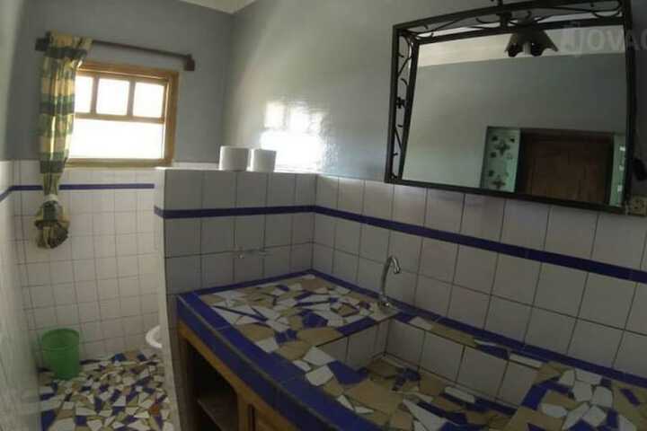 Room 13 of 24