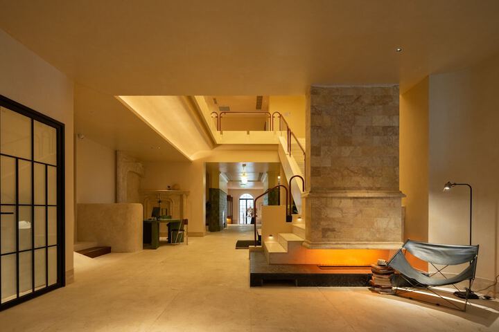 Hotel Interior 6 of 79