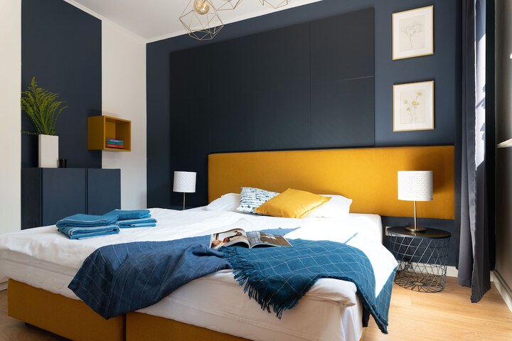 Room 14 of 178