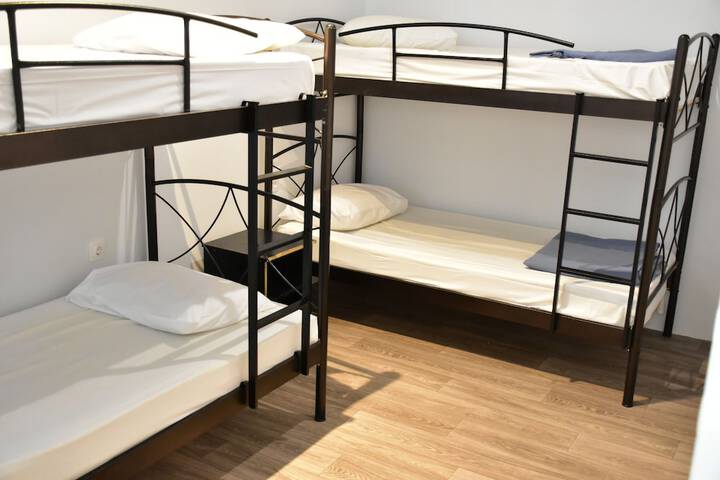 Room 3 of 13